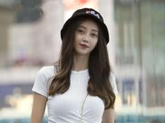 这是外卖小哥的制服？！设计得太潮了吧！