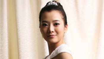 姓名:刘妍希 职业:演员 外文名:maggie 毕业院校:广州星海音乐学院