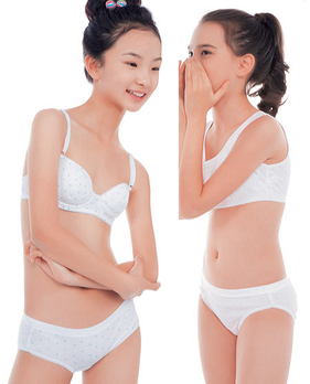 中腰平角<em>内裤</em>ak123161