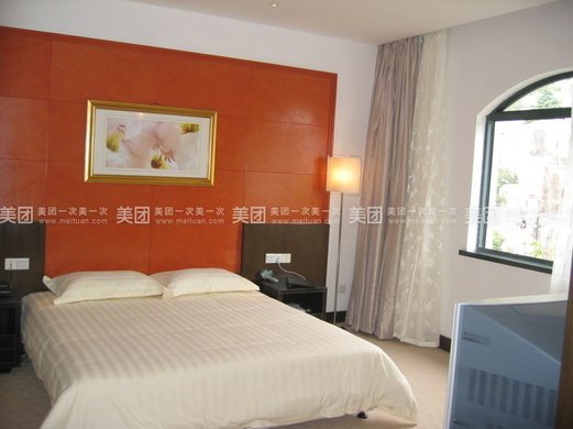 怎么在学校附近找短租房 t014a6446183bbae7da.jpg