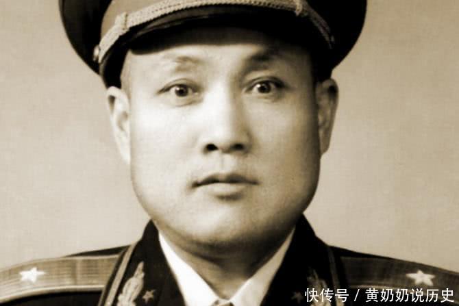 至今健在的开国少将,捐了一所学校,却一双皮鞋