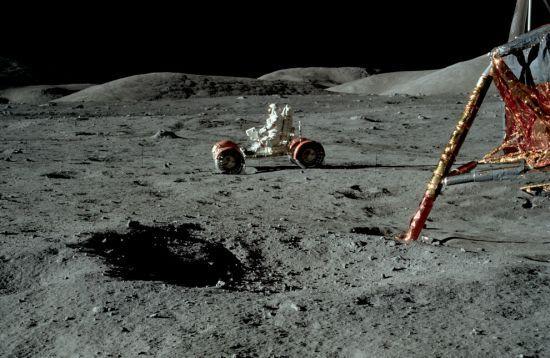 阿波罗17号送上月球的最后一辆月球车