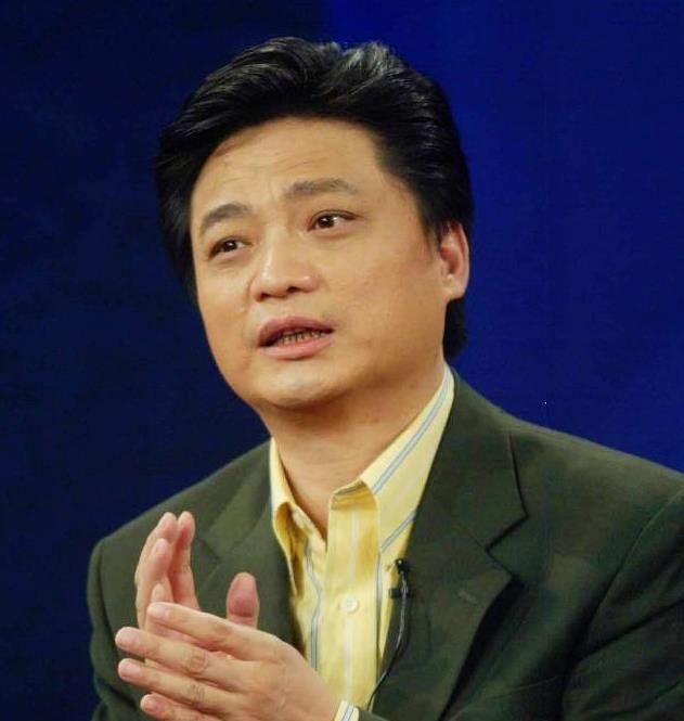 黄毅清8问崔永元: 什么时候能承认王迪? 什么时