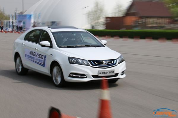 吉利汽车车系大全新能源车 t0105e40480426c9864.jpg?size=600x400