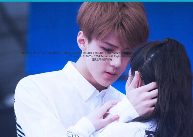 宝儿酥胸半露十分诱人:gta5蓝宝儿:高清boa宝