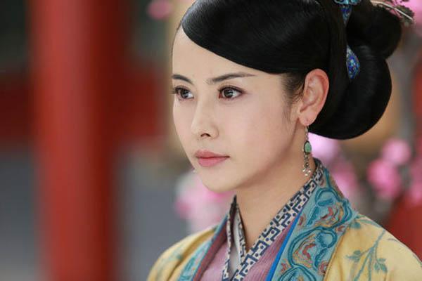 《新倚天屠龙记》金花婆婆是谁演的 杨明娜再