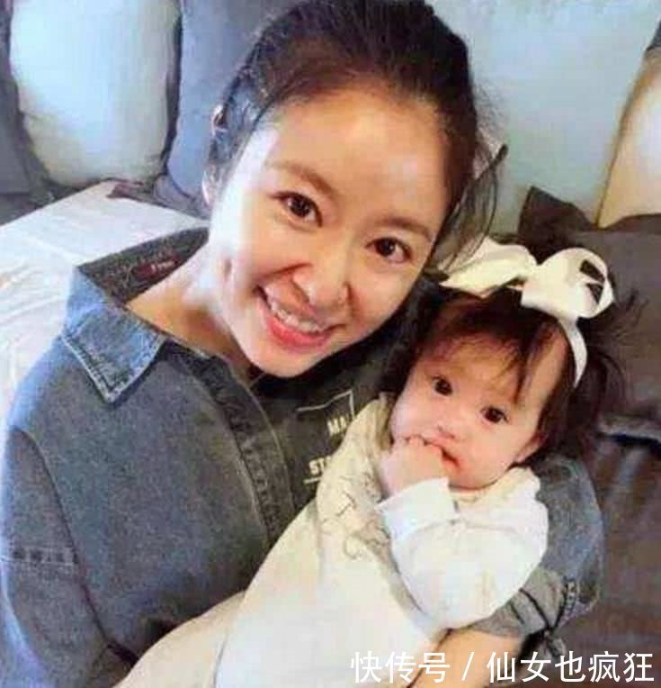 林心如高龄怀二胎,B超显示双胞胎,网友大呼老