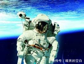 为何杨利伟不再上天,景海鹏却上天3次亲口说出