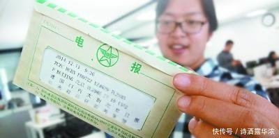 申通快递员习惯直接扔柜子,发一条取件码短信