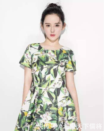 杨立新一家三口幸福照曝光