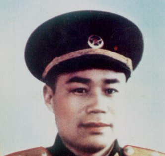 他是开国中将,抗战时林彪是他的下属,上甘岭战