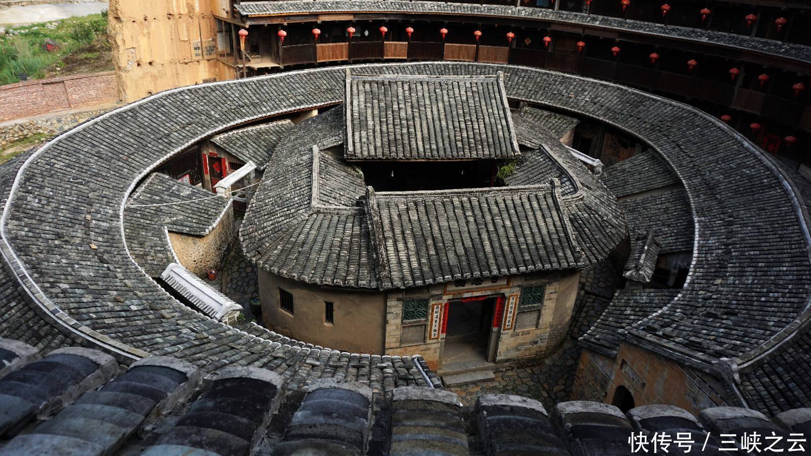 中国古建筑的一朵奇葩,福建永定土楼,神奇的山区民居冬暖夏凉