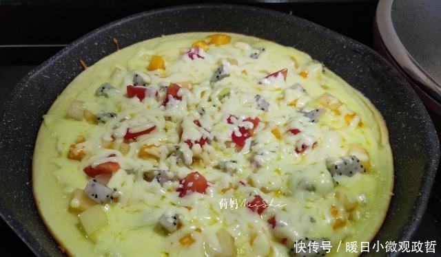 在家自己做披萨需要烤多久 t010f9bb81703d3ed0d.jpg