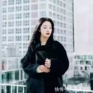 有一种女人,心静如水!