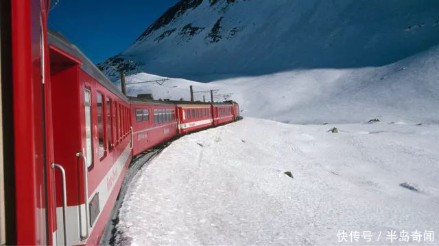 世界上最慢的火车，8小时行驶270公里，乘客还抱怨开太快！