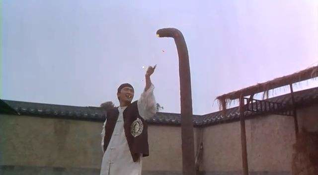 手把手教你如何对付嘴贱的人,一句话把对方噎