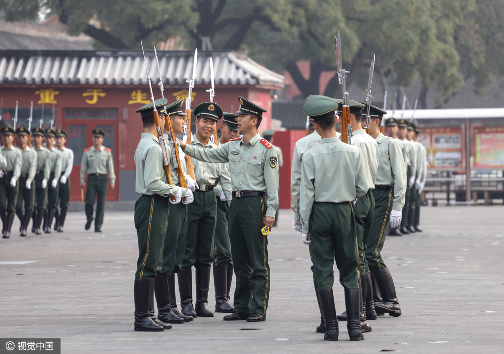 中国"最帅"神秘部队:国旗护卫队为国庆练兵忙