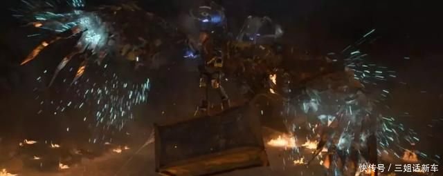 侠》又被粉丝挖出了一个彩蛋!跟冬兵和美队有