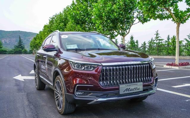 最潮国产车,换个车标就是奔驰,搭载宝马发动机