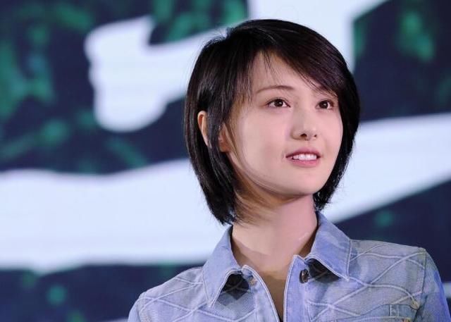 郑爽与张恒昔日综艺同框画面截图