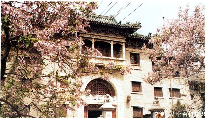 全国最好的大学校园一角 t01169c3cc250f01a87.jpg