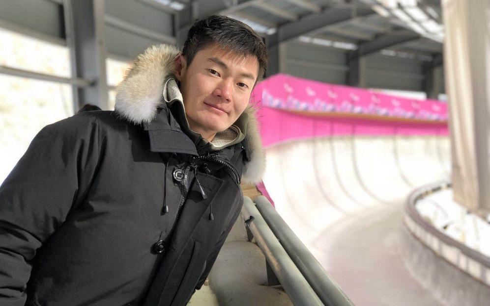 从陆地最快到冰上最快!张培萌转项俯式冰橇