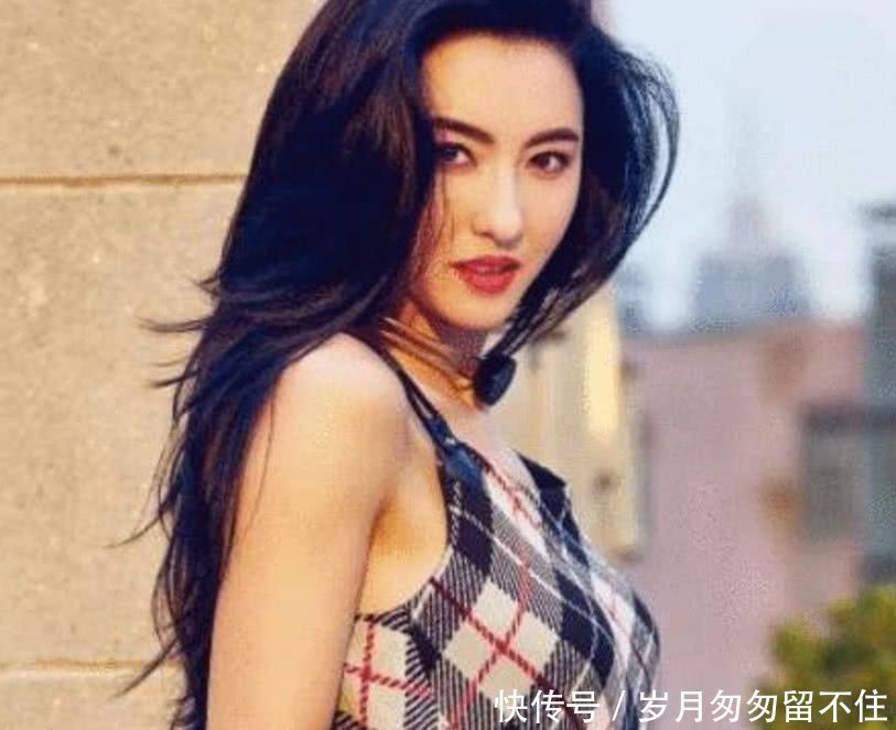 张柏芝首谈三胎生父,含泪说出9字引热议,网友