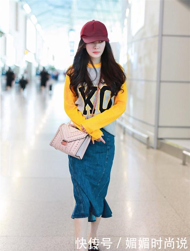 圣诞节秒入戏 李宇春杨幂都穿了些什么红在身