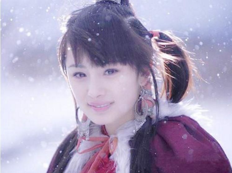 古装美女,杨幂占两个,郑爽惹人怜,最难忘的是她