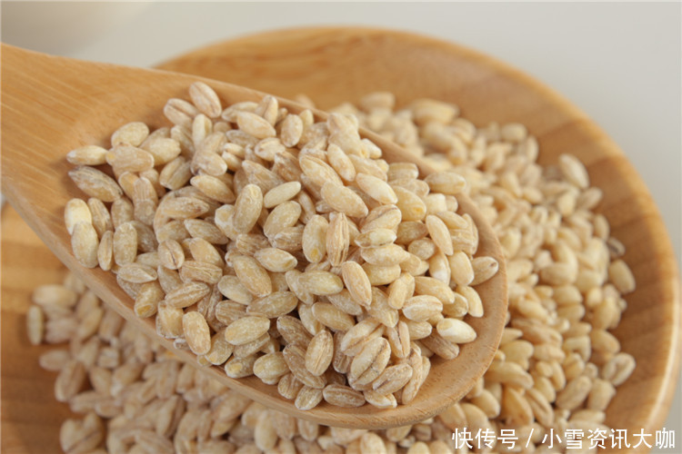 中医建议:六种食物有降糖作用,常喝1种茶,可以