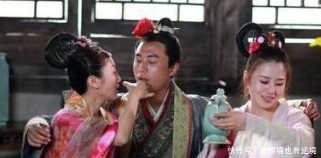 财主出一上联:一穷二白三餐不定!秀才的下联很