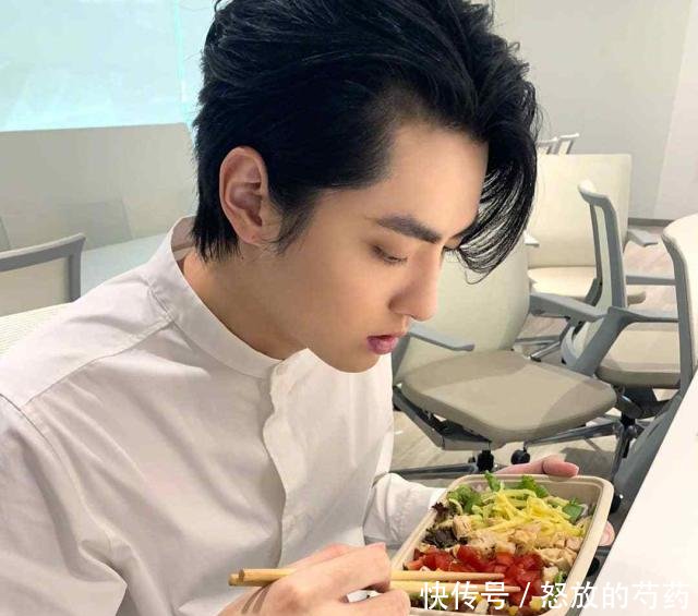 t0125bab6e595c08d8b.jpg?size=640x565