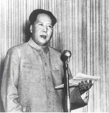 他们二人所做之事令毛主席深恶痛绝,直接下处决令,薄熙来父亲薄