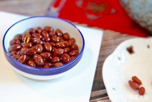 花生怎么炸辣椒油 t01270c1a488cbbd4c6.jpg?size=300x202