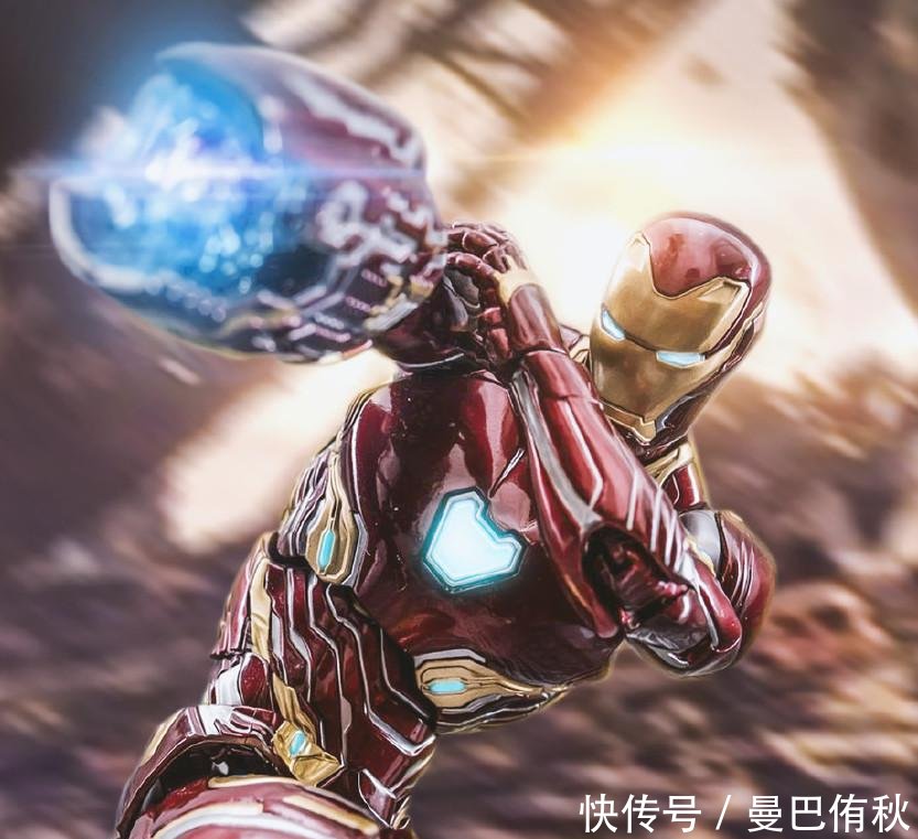 《复联4》文字版预告曝光, 钢铁侠新战甲多达