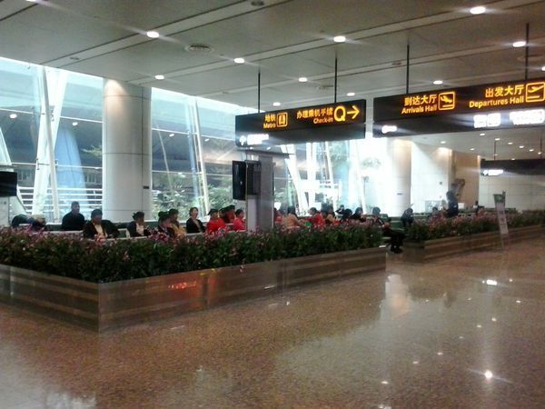 白云机场未领取登机牌能在机场过夜吗?_360问