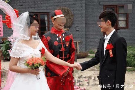 我妹结婚当天妹夫被灌醉，他酒后吐真言，听后我和我妹都离婚！