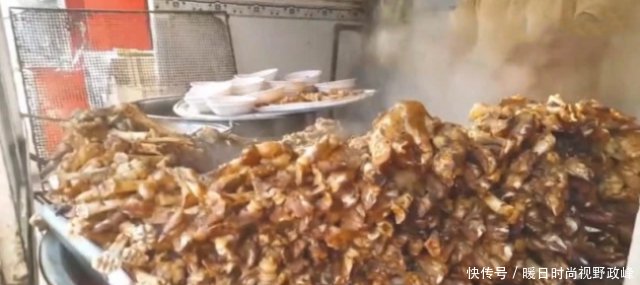 印度人在中国卖它,10元一个常断货,顾客吃到