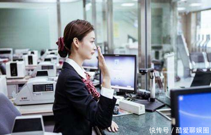 如果存1000万在银行, 一年的利息够花吗 老会计