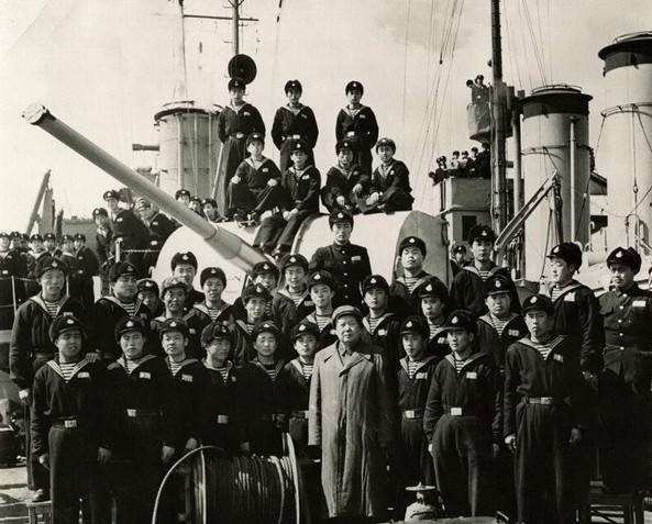 毛主席定的一个规矩:美国气炸了,如今全世界都效仿