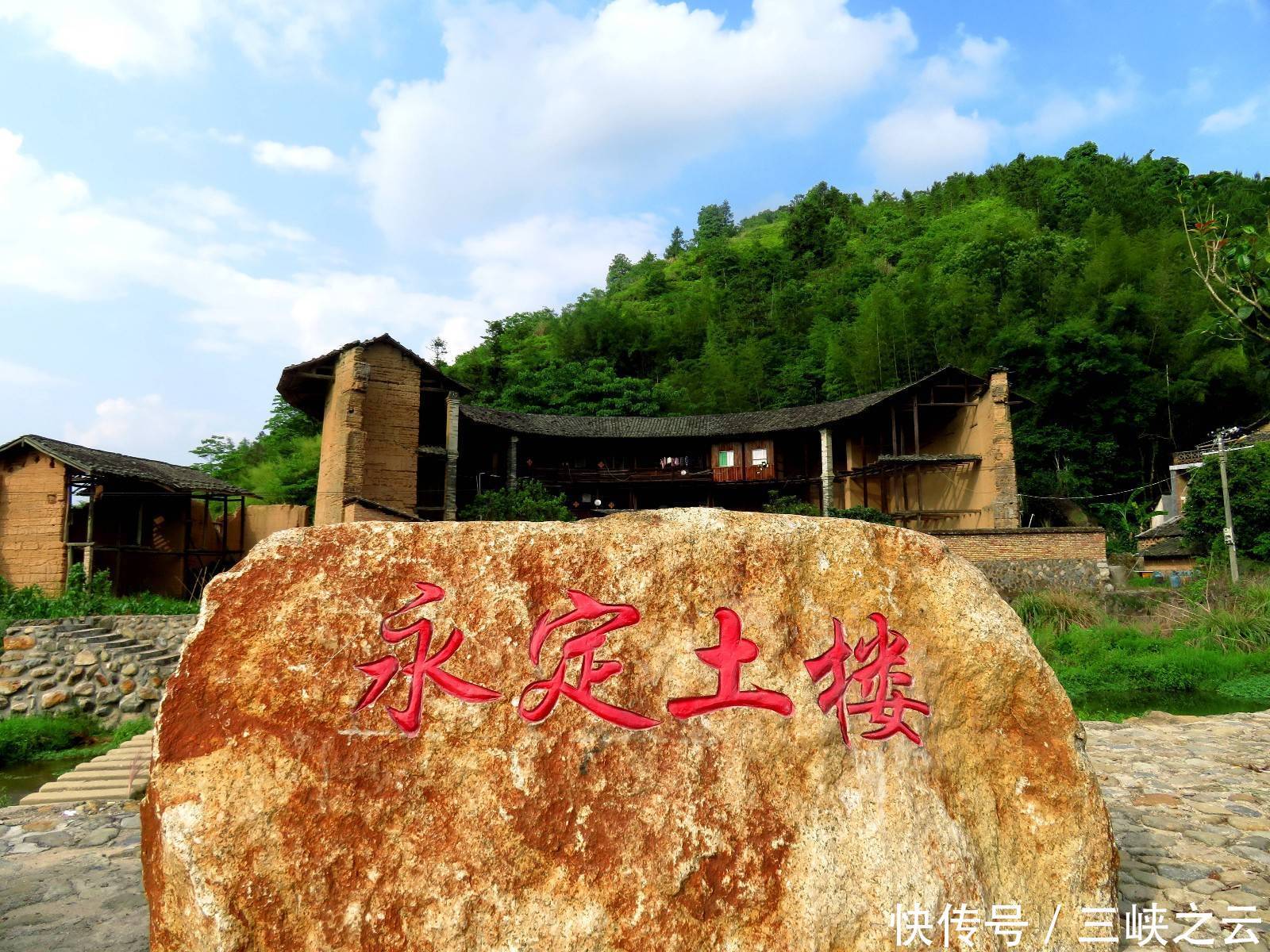 中国古建筑的一朵奇葩，福建永定土楼，神奇的山区民居冬暖夏凉