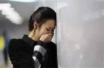 离婚三年,前夫始终不让我见孩子,我偷着去看一眼,哭着要复婚