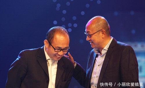 公务员辞职炒房,娶到女硕士后事业腾飞,今他把