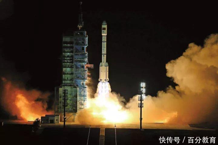 2018高考作文提分素材:7项最中国