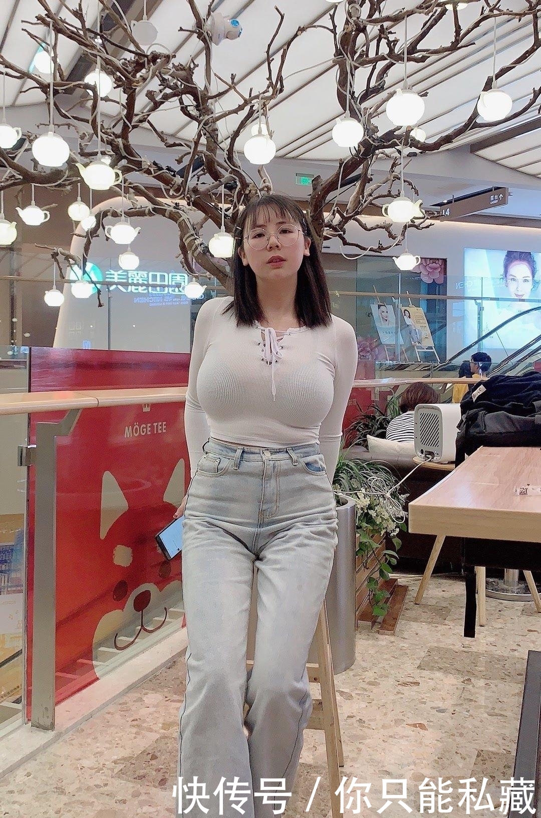 穿搭摄影:清纯大学生的伙食还真好,这都营养过剩了吧? bt365体育网址