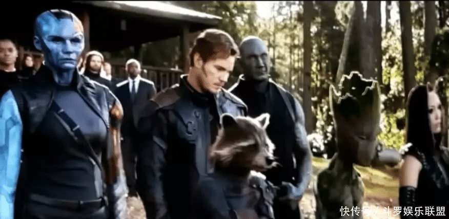 复联4钢铁侠的响指原来敌我不分,除了清算灭霸