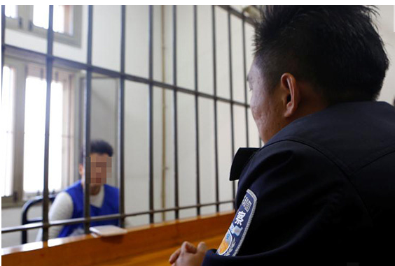 男子偷朋友37万做什么事情了?_360问答