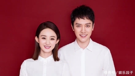 赵丽颖产子后首现身,冯绍峰一路细心搀扶,眼神