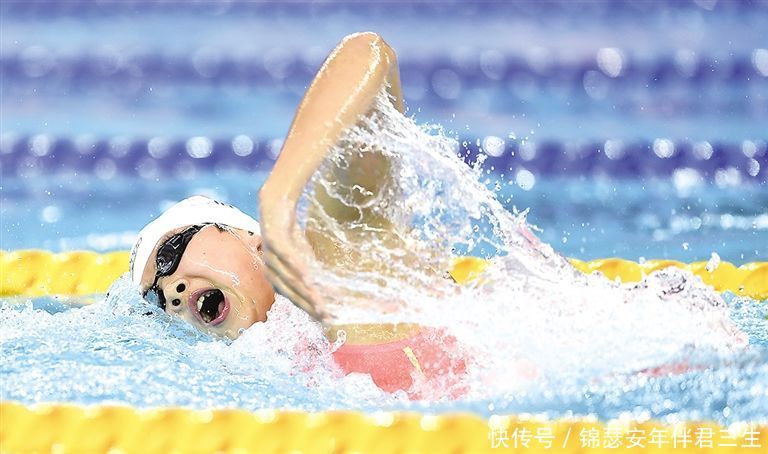 中国运动员闹笑话,因数错多游了一圈,回头一看