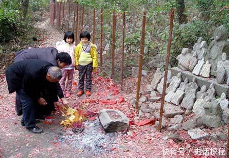 此地留有一万阴兵雕像，距今五千年，如今已成禁地